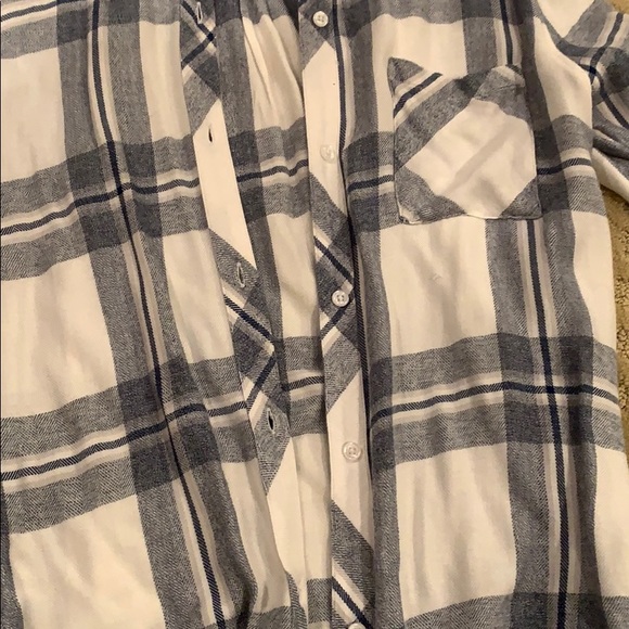 NWOT Rails Plaid button down - Picture 4 of 4
